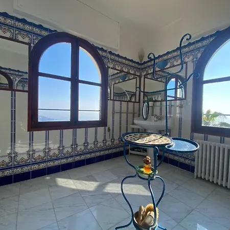 Stunning Provencal - Panoramic Views *